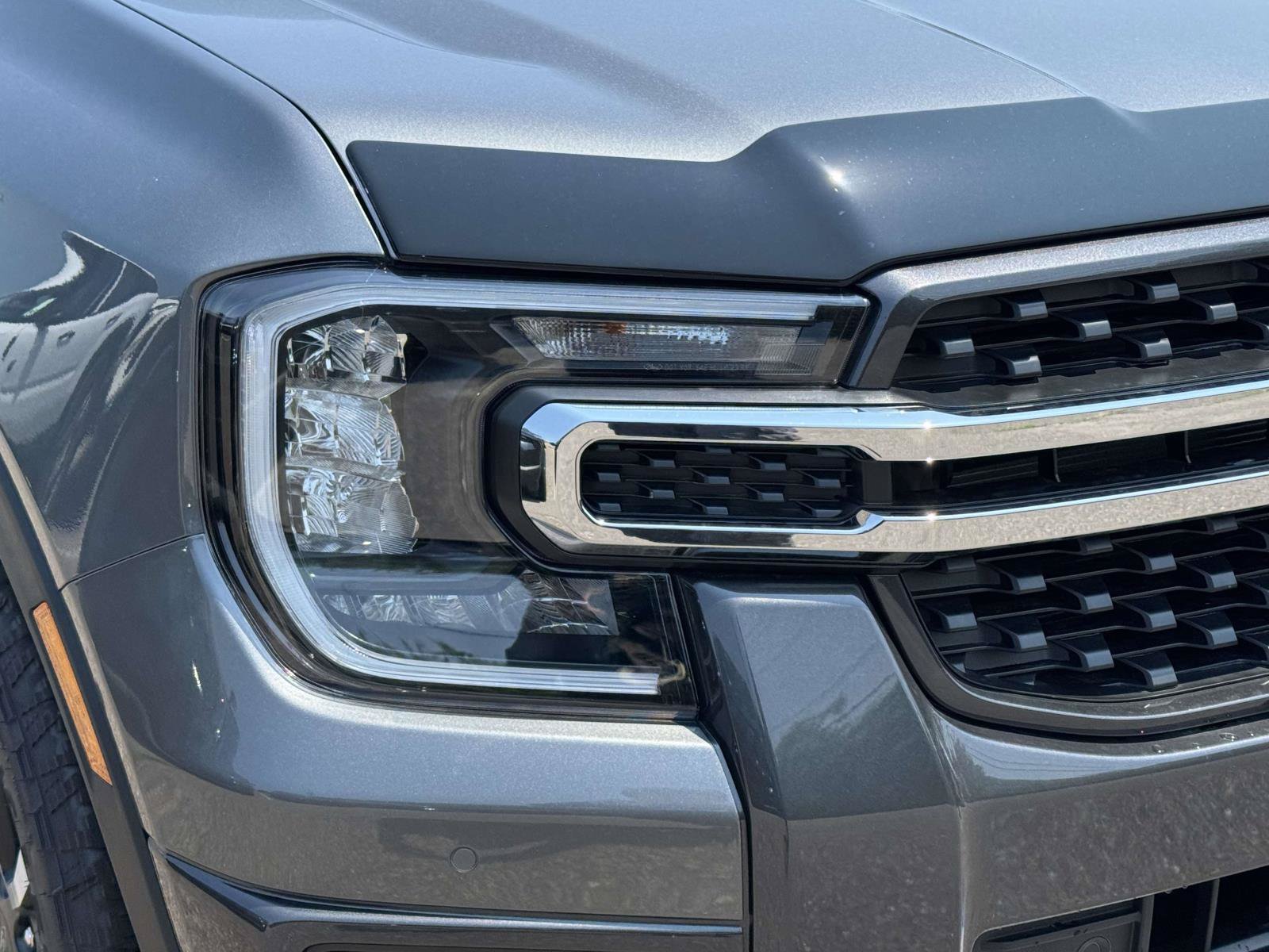 New 2026 Ford Ranger Lariat w/ FX4 Off-Road Package AWD/4WD image 8