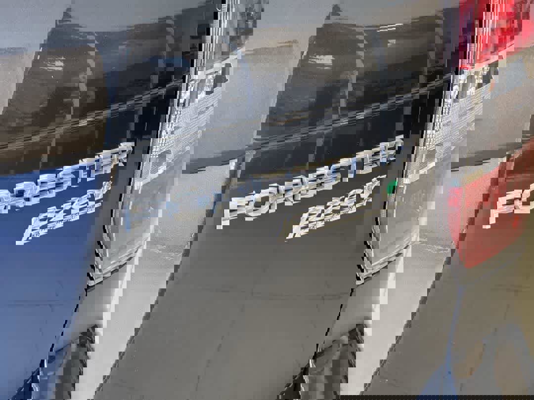 Used 2016 Subaru Forester 2.5i w/ Popular Package #2 image 12