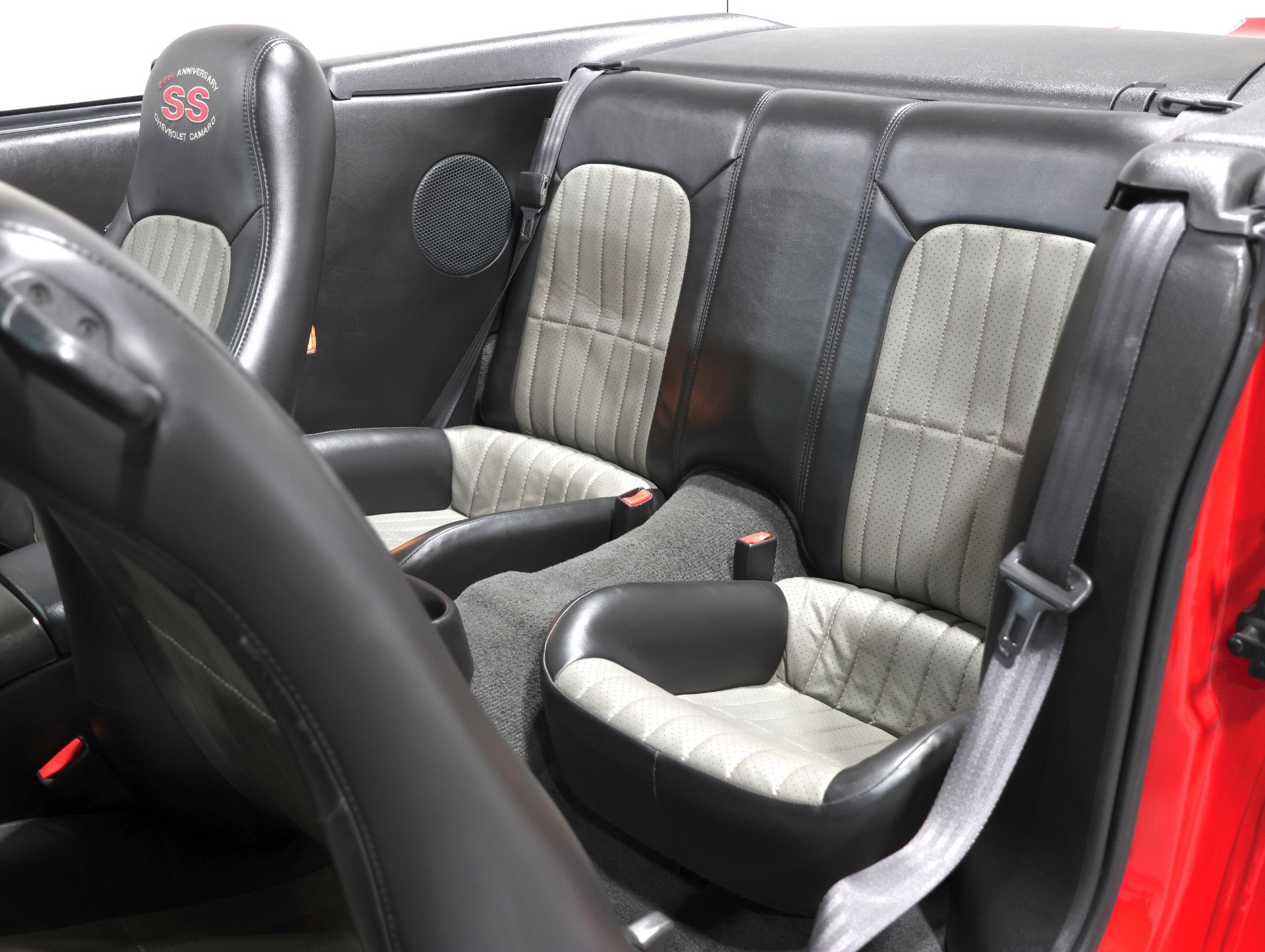 Used 2002 Chevrolet Camaro Z28 w/ SS Performance/Appearance Pkg RWD image 89