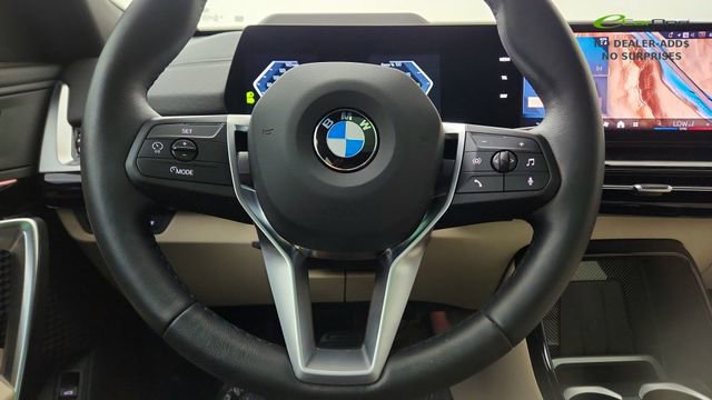 Used 2025 BMW X2 xDrive28i AWD/4WD image 43