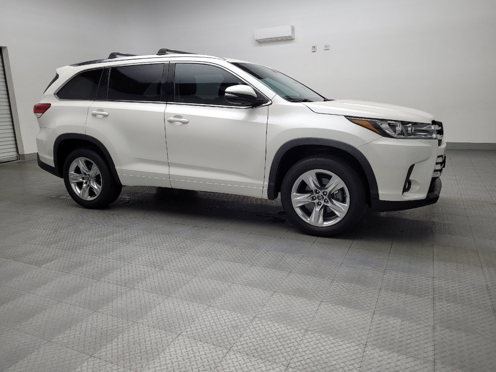 Used 2019 Toyota Highlander Limited image 11