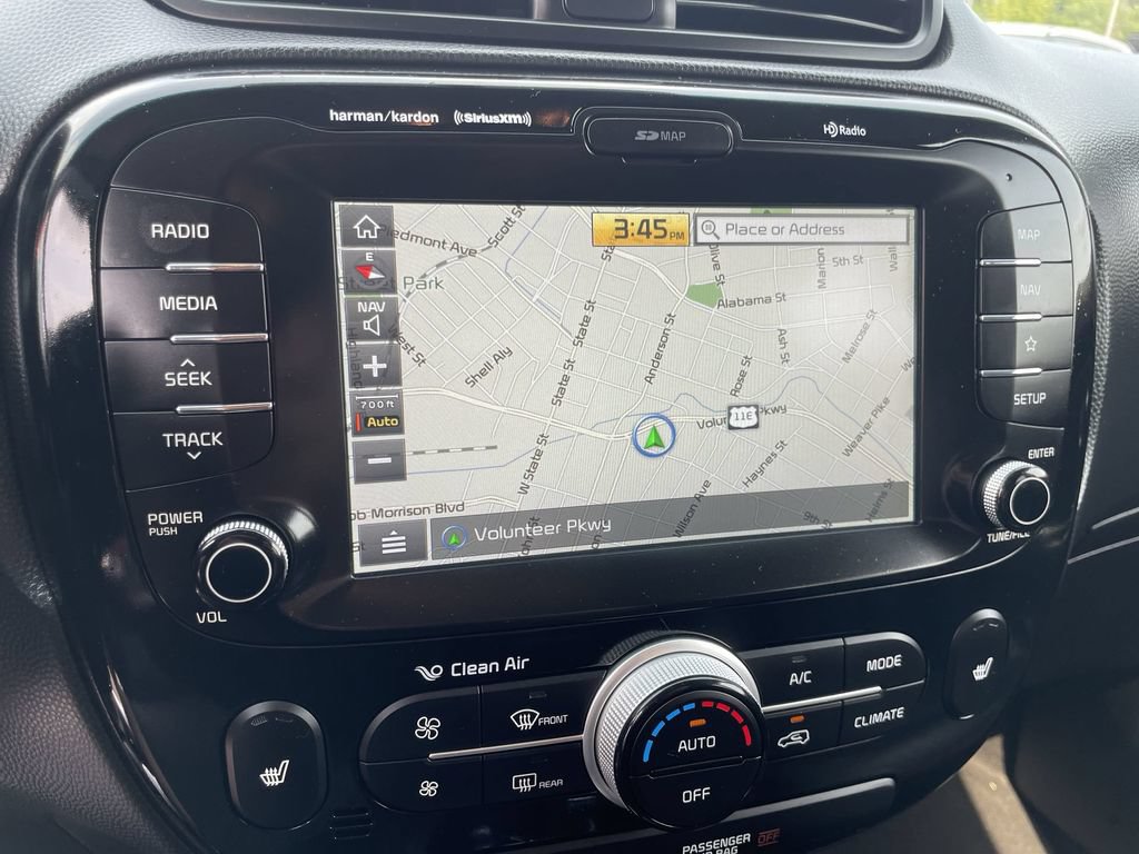 Used 2018 Kia Soul ! w/ Tech Package FWD image 13