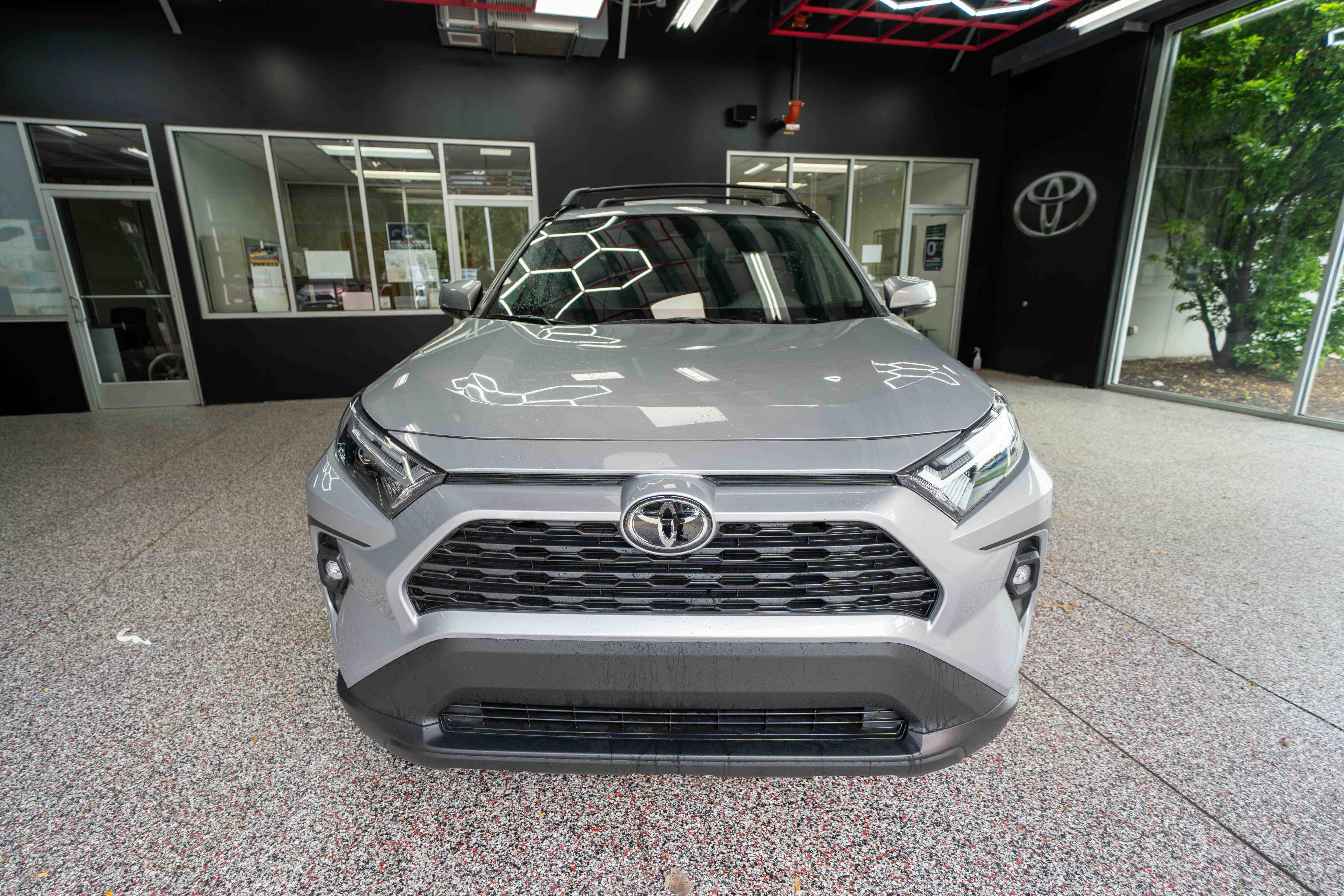 Used 2024 Toyota RAV4 XLE Premium FWD image 6