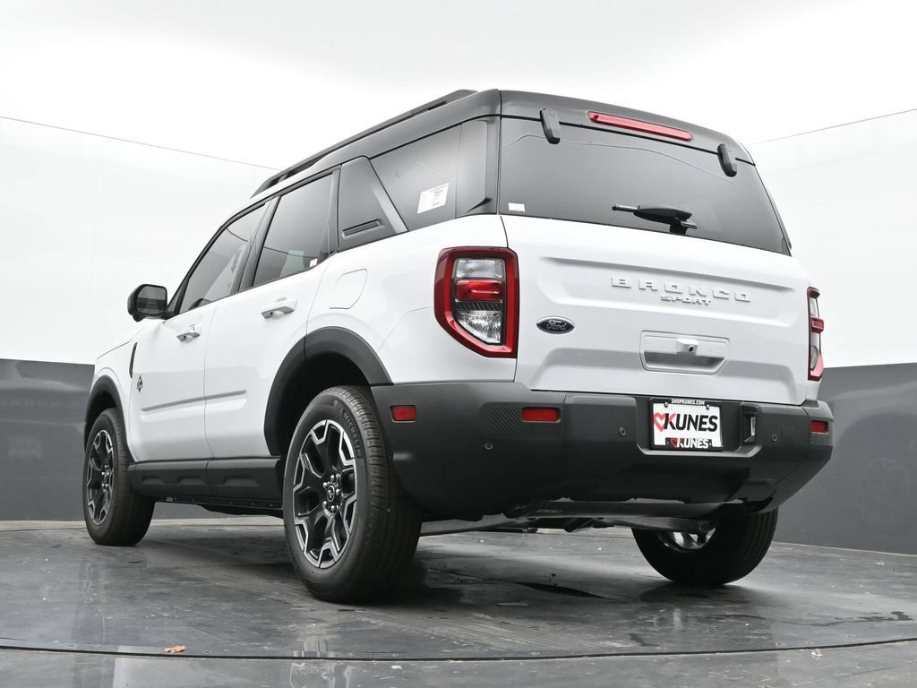 New 2025 Ford Bronco Sport Outer Banks w/ Outer Banks Tech Package+ AWD/4WD image 50