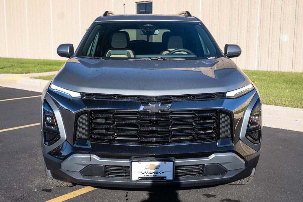 New 2026 Chevrolet Equinox ACTIV image 3