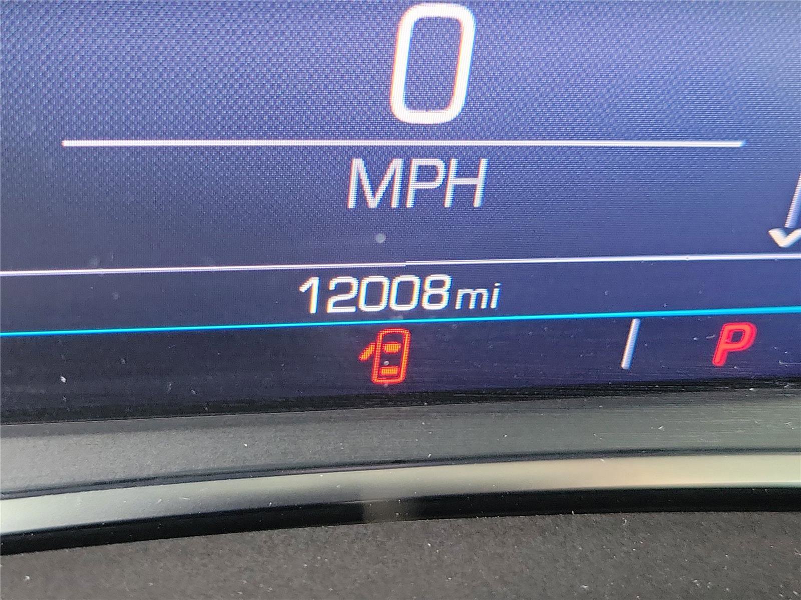 Used 2023 GMC Terrain SLE w/ Driver Convenience Package image 27