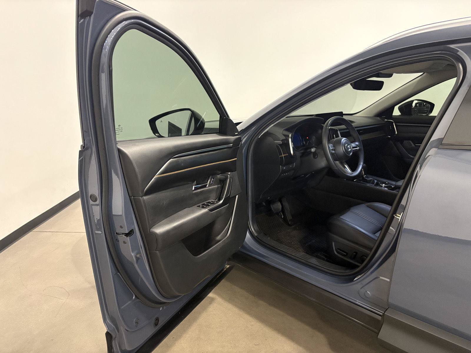 Used 2024 MAZDA CX-50 AWD 2.5 S w/ Weather Package image 9