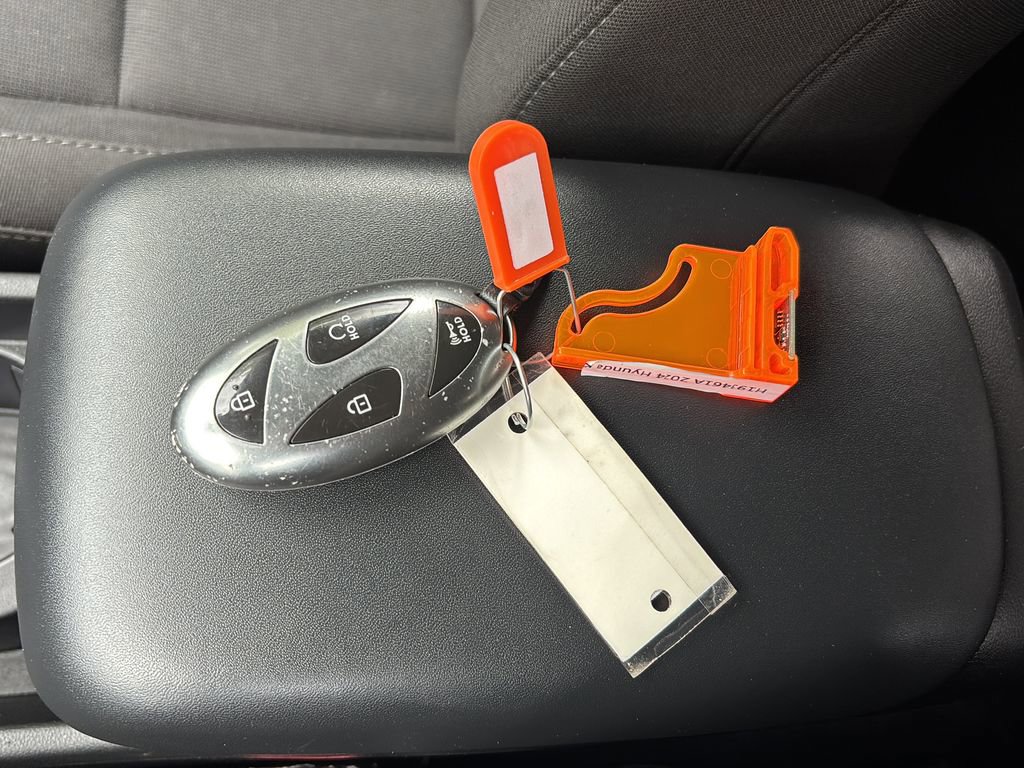 Certified 2024 Hyundai Kona SEL FWD image 39