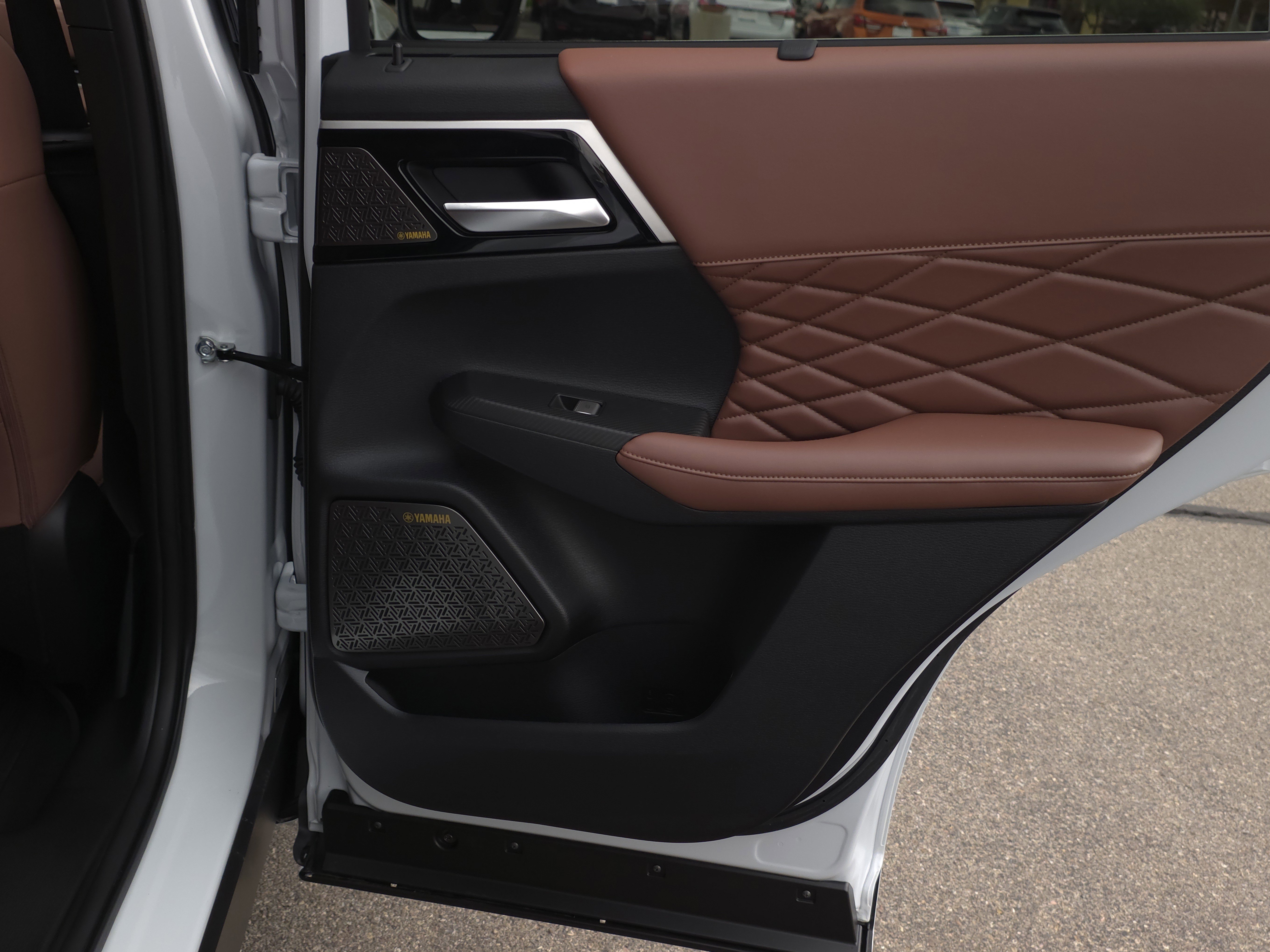 New 2025 Mitsubishi Outlander SEL image 26