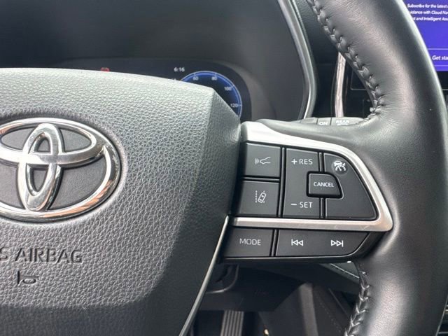 Used 2023 Toyota Highlander Platinum AWD/4WD image 24