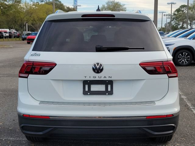 Used 2024 Volkswagen Tiguan Wolfsburg Edition image 6