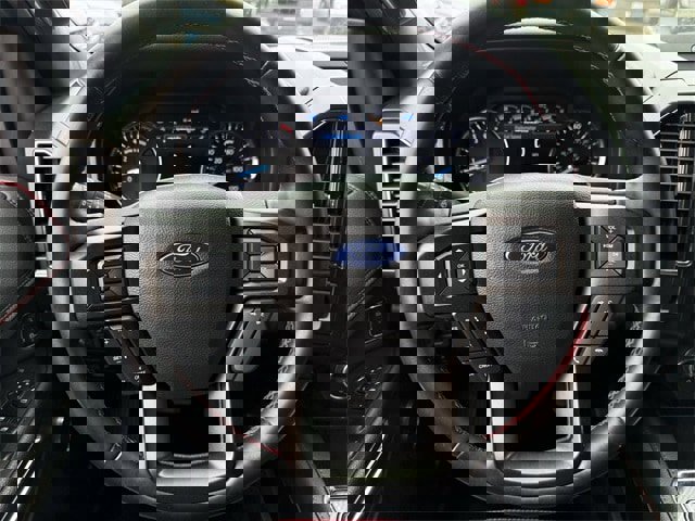 Used 2021 Ford Expedition Limited image 13