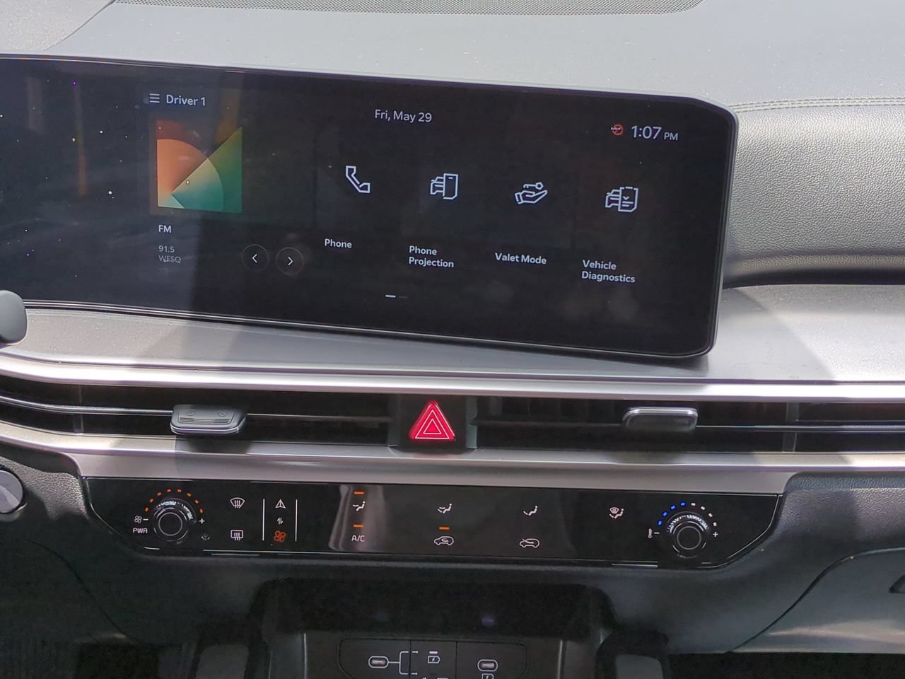 Certified 2024 Kia Sorento LX FWD image 18