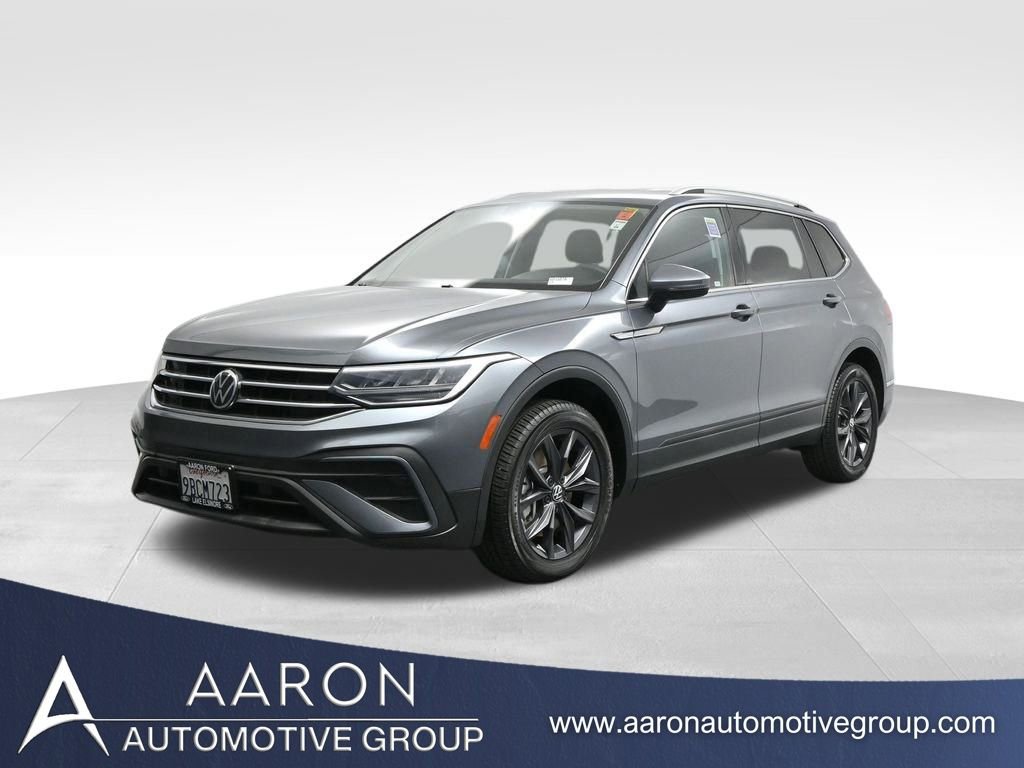 Used 2022 Volkswagen Tiguan SE image 1