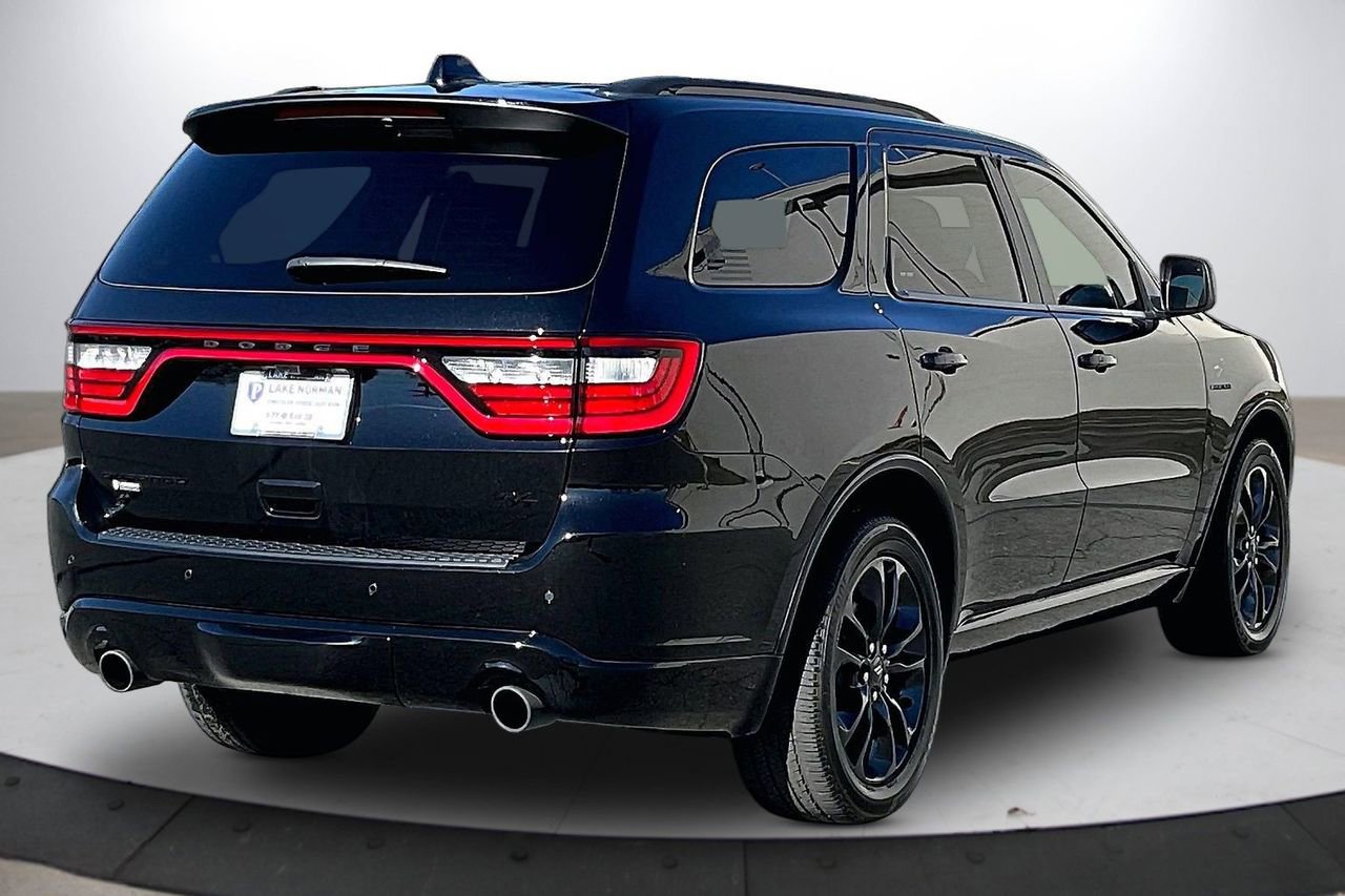 Certified 2024 Dodge Durango R/T w/ Blacktop Package image 9