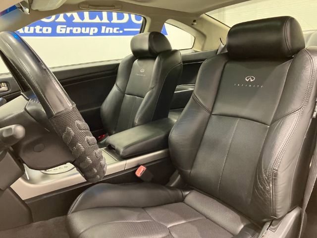 Used 2004 INFINITI G35 Coupe w/ Performance Tire & Wheel Pkg image 12