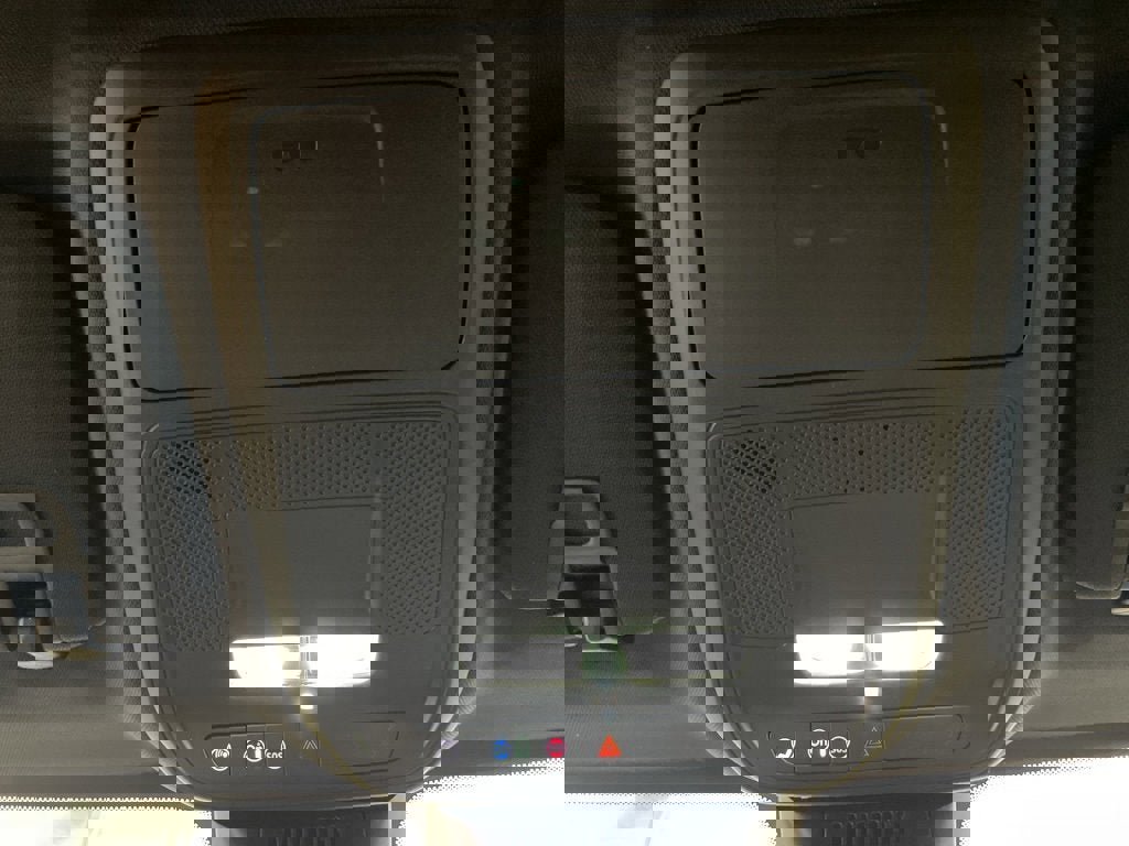 New 2026 Chevrolet Equinox ACTIV w/ Convenience Package III image 19