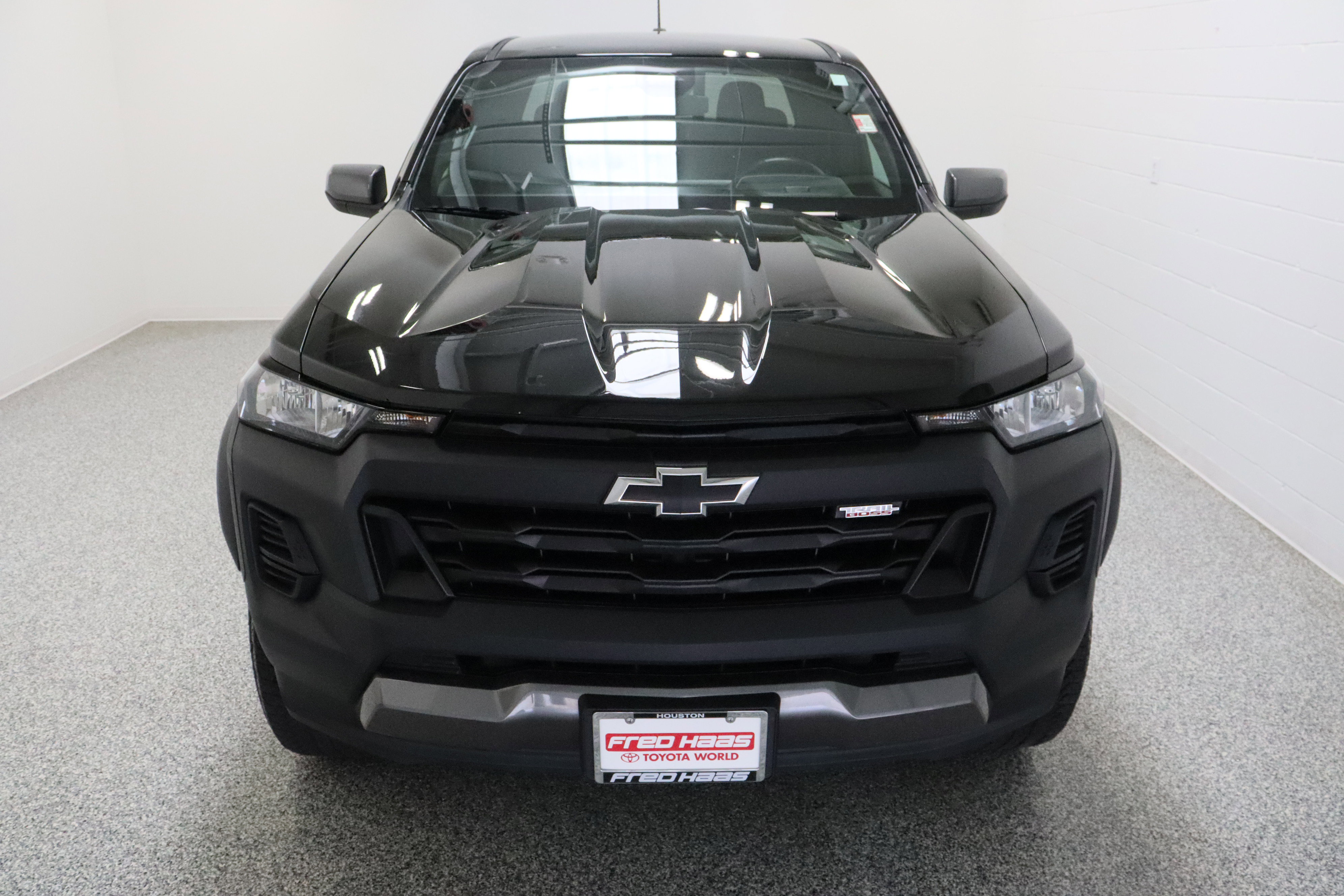 Used 2025 Chevrolet Colorado Trail Boss image 3