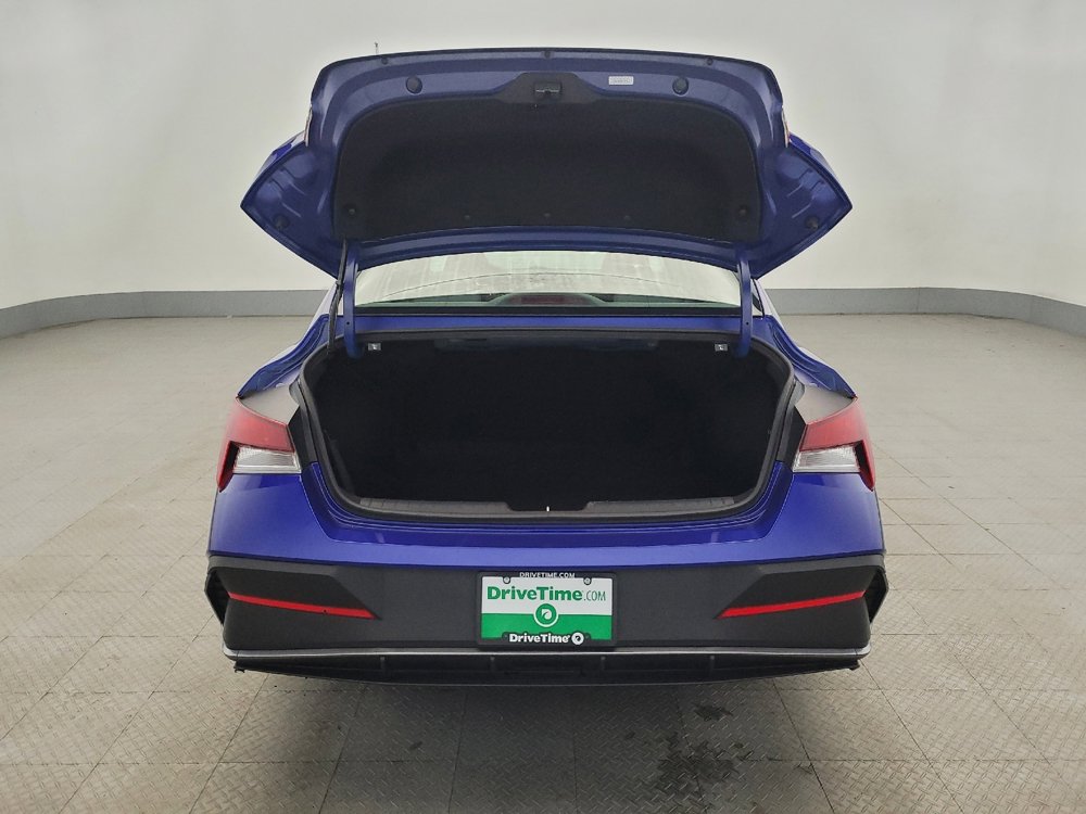 Used 2024 Hyundai Elantra SE image 29