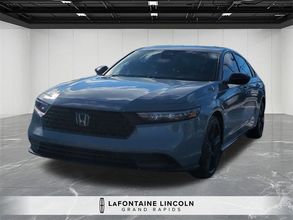 Used 2023 Honda Accord Sport image 1
