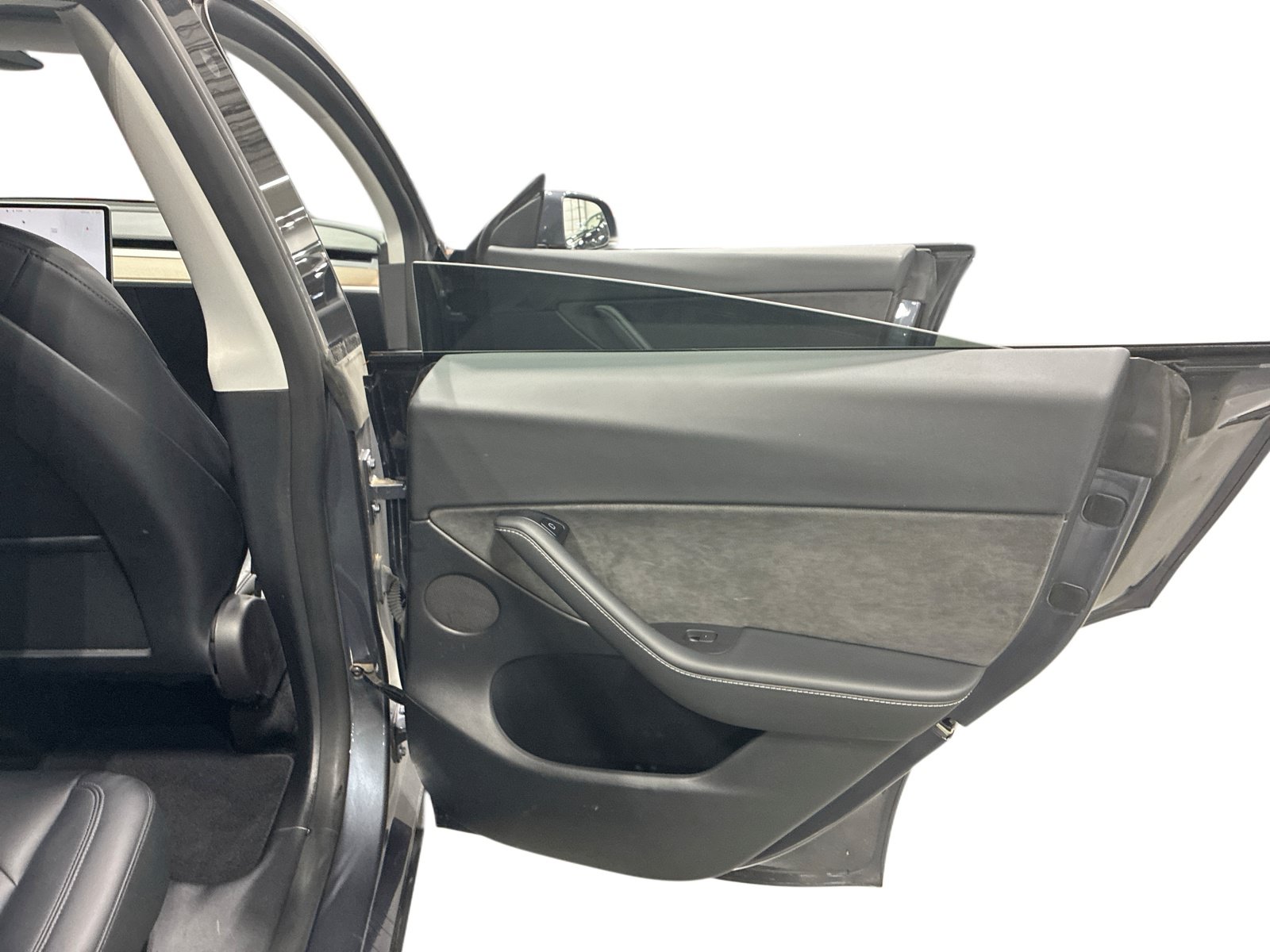 Certified 2022 Tesla Model Y Performance AWD/4WD image 12