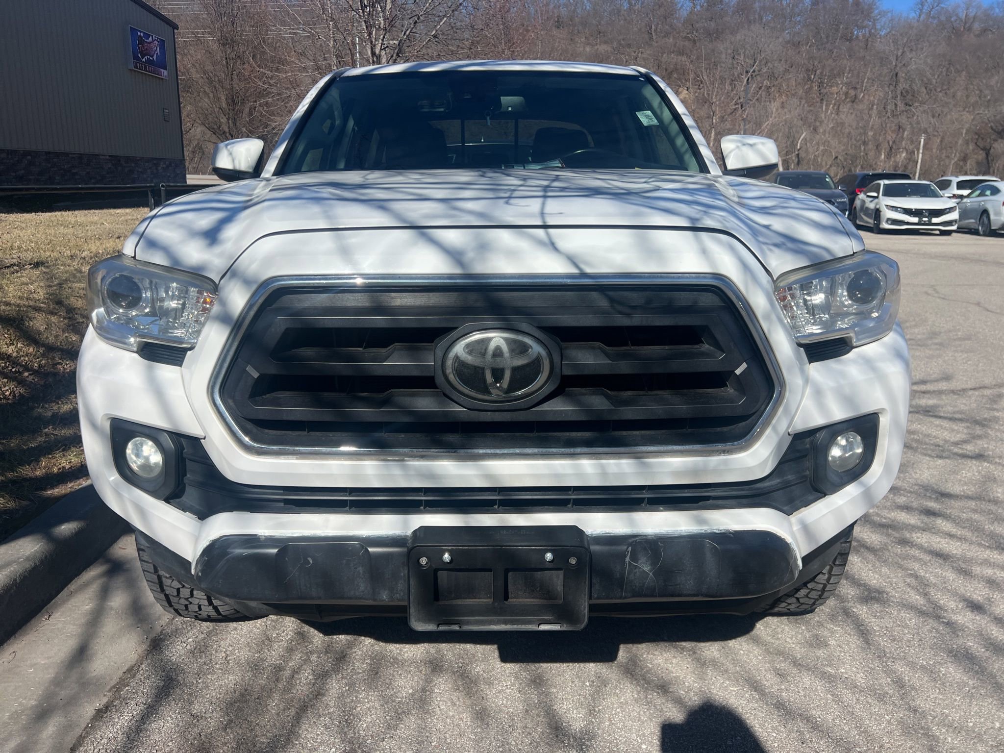 Used 2020 Toyota Tacoma SR5 image 2