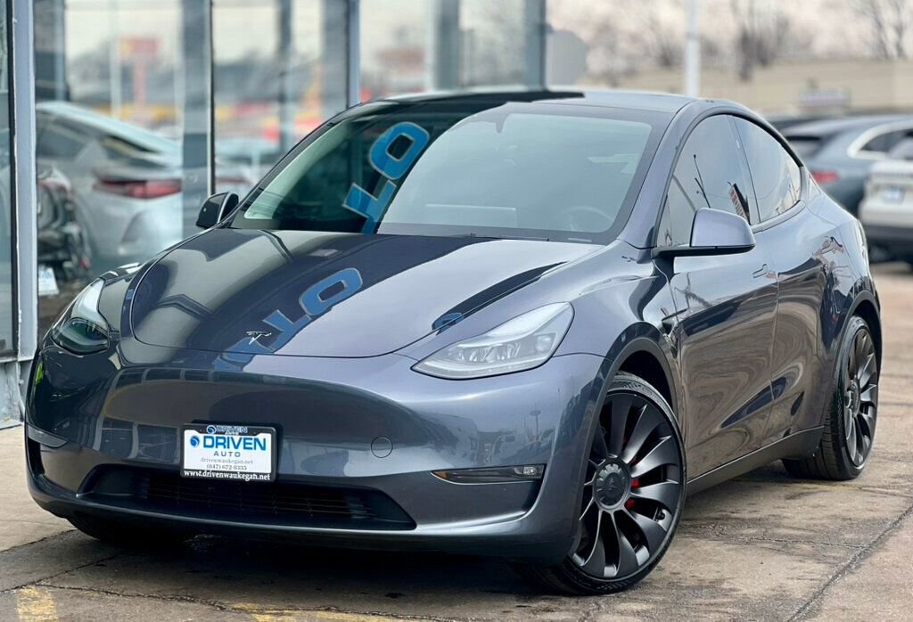 Used 2023 Tesla Model Y Performance image 29