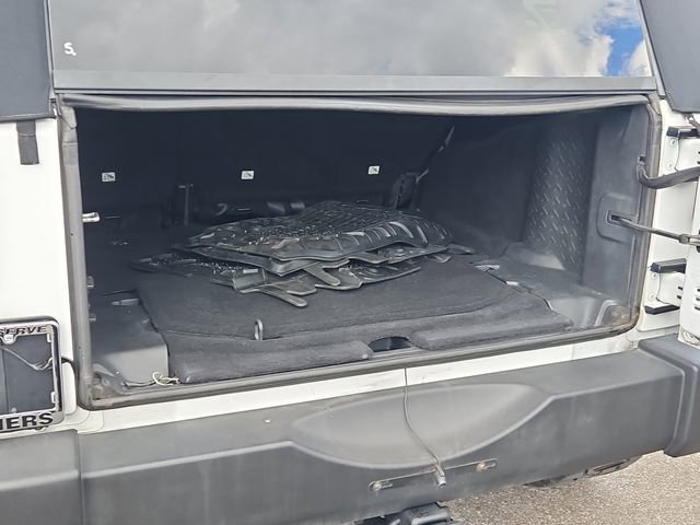 Used 2018 Jeep Wrangler Unlimited Sport w/ Connectivity Group image 6