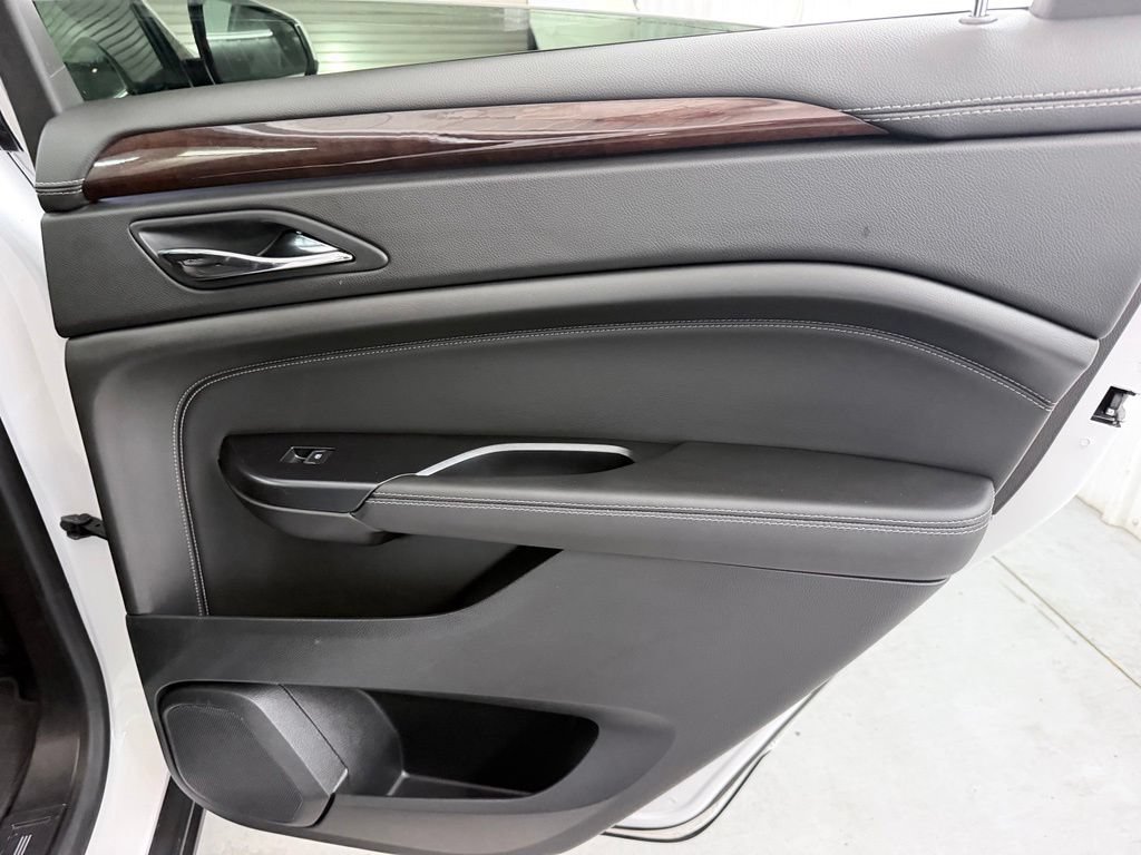 Used 2014 Cadillac SRX Performance FWD image 39