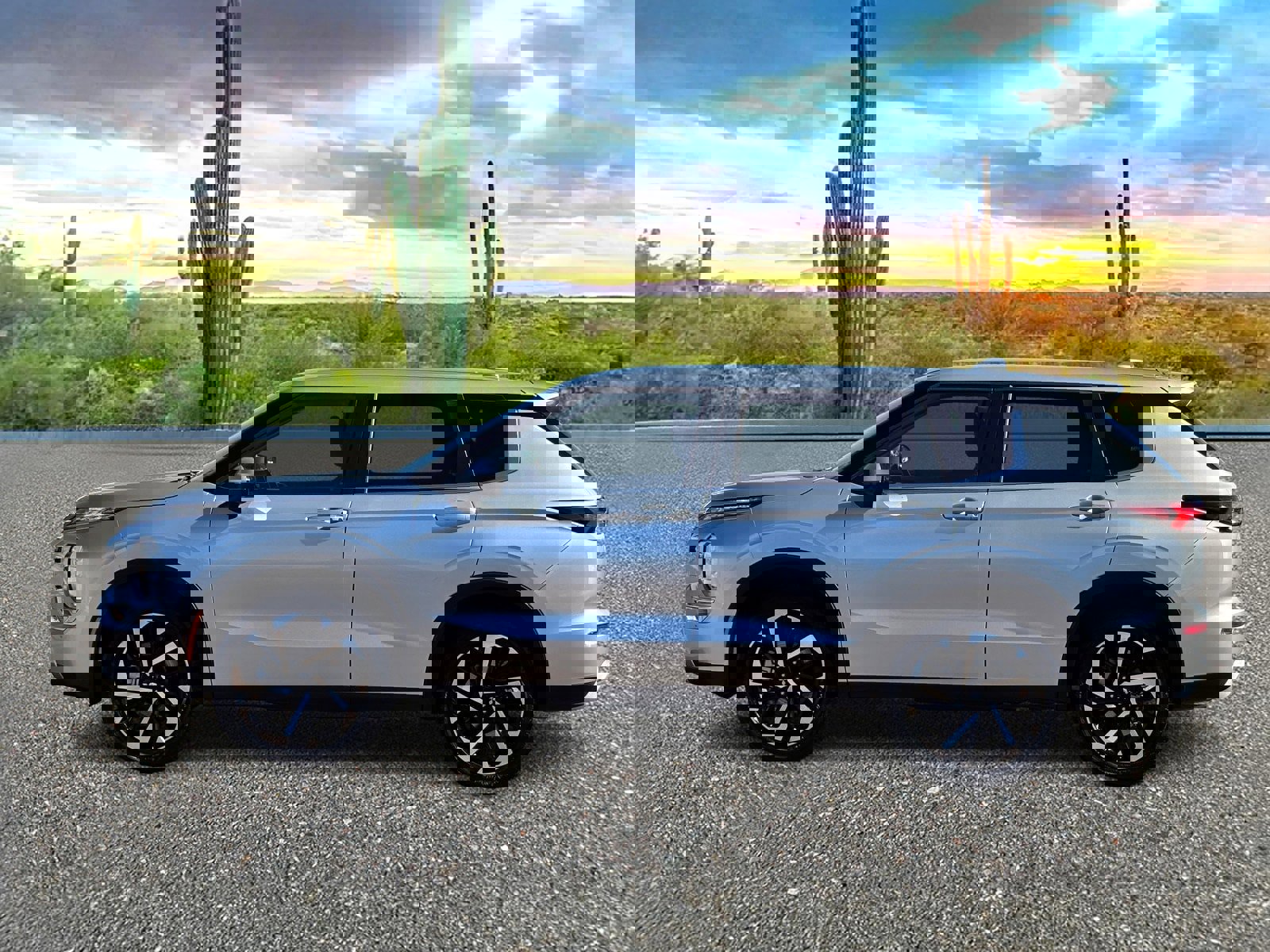 Used 2024 Mitsubishi Outlander SE image 3