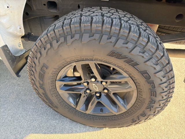 Used 2021 Chevrolet Silverado 1500 LT Trail Boss image 15