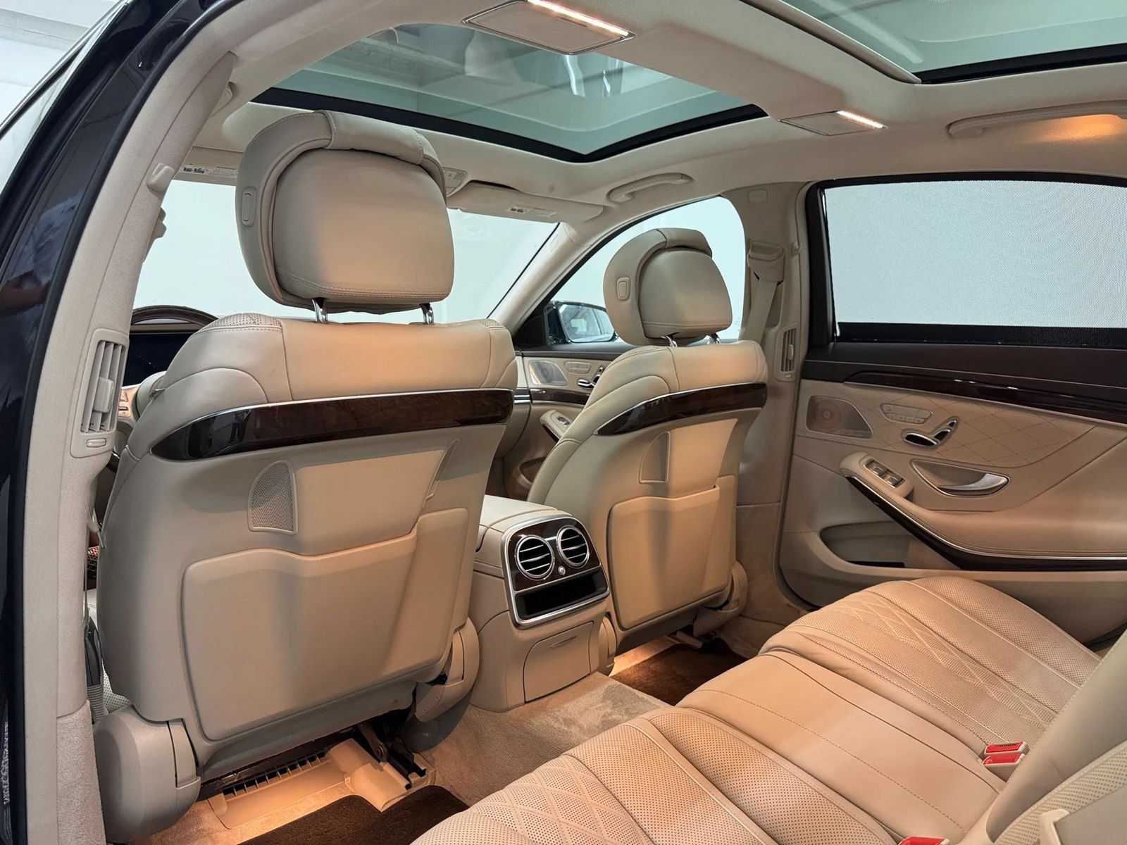 Used 2019 Mercedes-Benz S 560 4MATIC Sedan image 18
