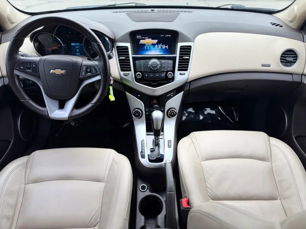 Used 2015 Chevrolet Cruze LT w/ Sun, Sound and Sport Package image 13