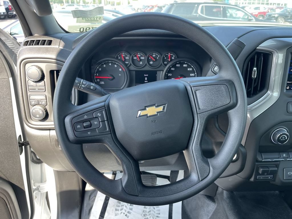 New 2025 Chevrolet Silverado 3500 W/T AWD/4WD image 10