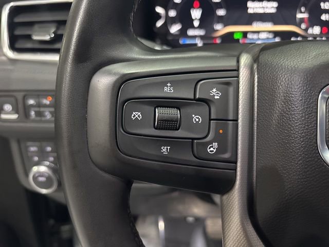 Used 2024 GMC Yukon XL Denali image 16