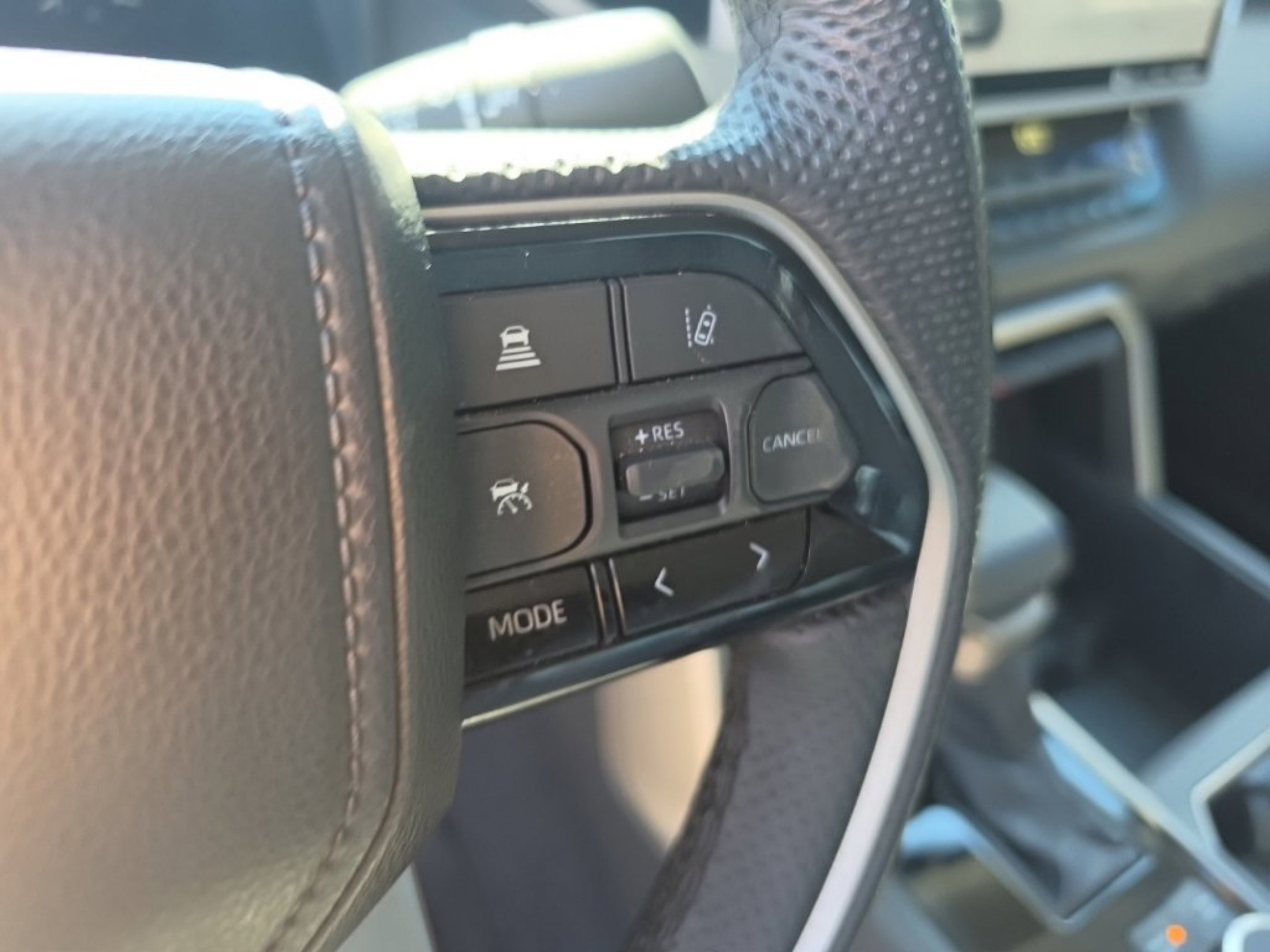 Used 2024 Toyota Tundra Limited w/ Power Package AWD/4WD image 15