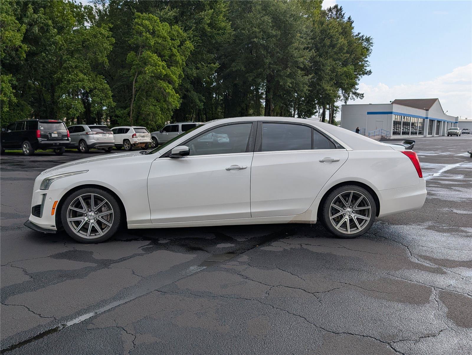Used 2016 Cadillac CTS Vsport Premium RWD image 2