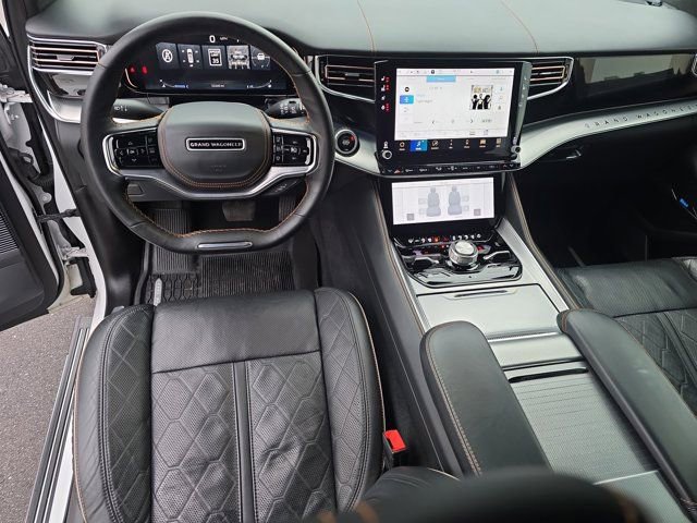 Used 2023 Jeep Grand Wagoneer L Series III image 17