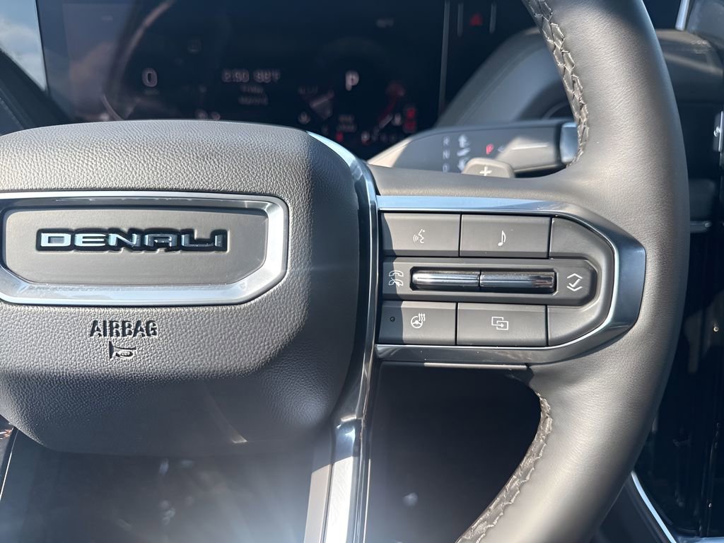 Used 2025 GMC Yukon Denali image 17