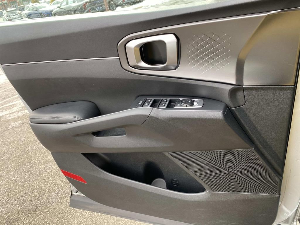 Used 2023 Kia Sorento EX image 24
