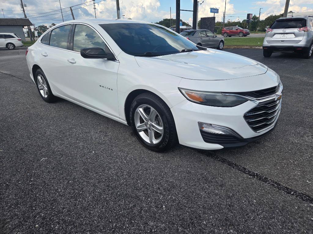 Used 2023 Chevrolet Malibu LS FWD image 4