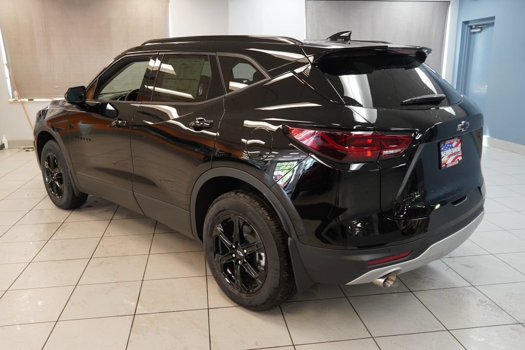 New 2026 Chevrolet Blazer LT w/ Convenience Package FWD image 9