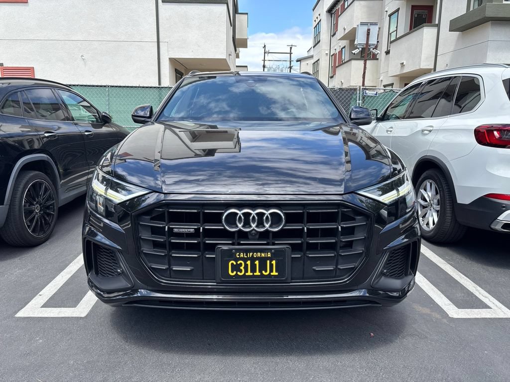 Used 2020 Audi Q8 Premium Plus w/ Premium Plus Package AWD/4WD image 2