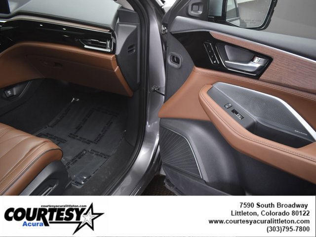 Certified 2025 Acura MDX SH-AWD w/ Advance Package image 31