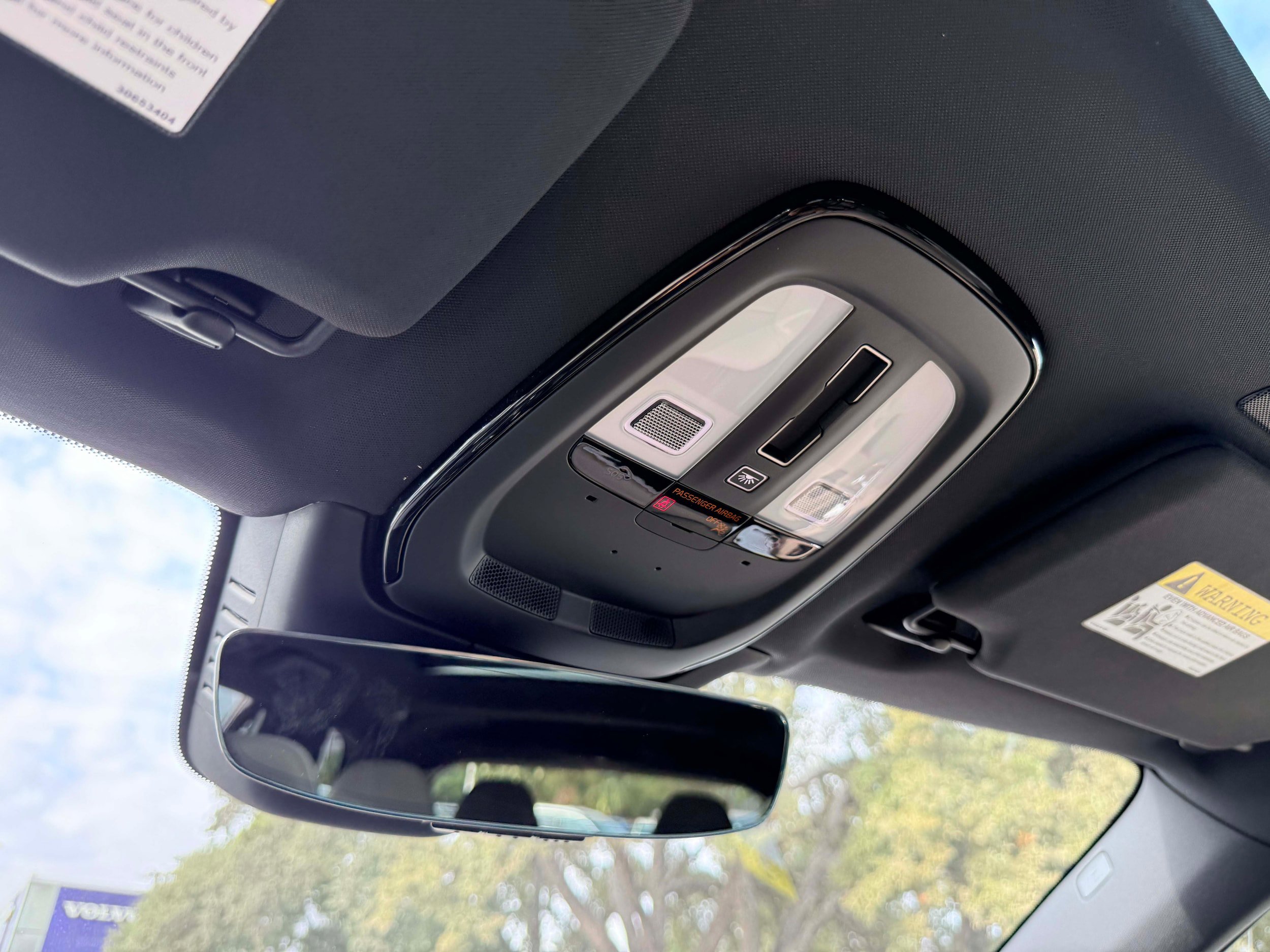 New 2026 Volvo XC90 B6 Plus w/ Protection Package Premier image 25