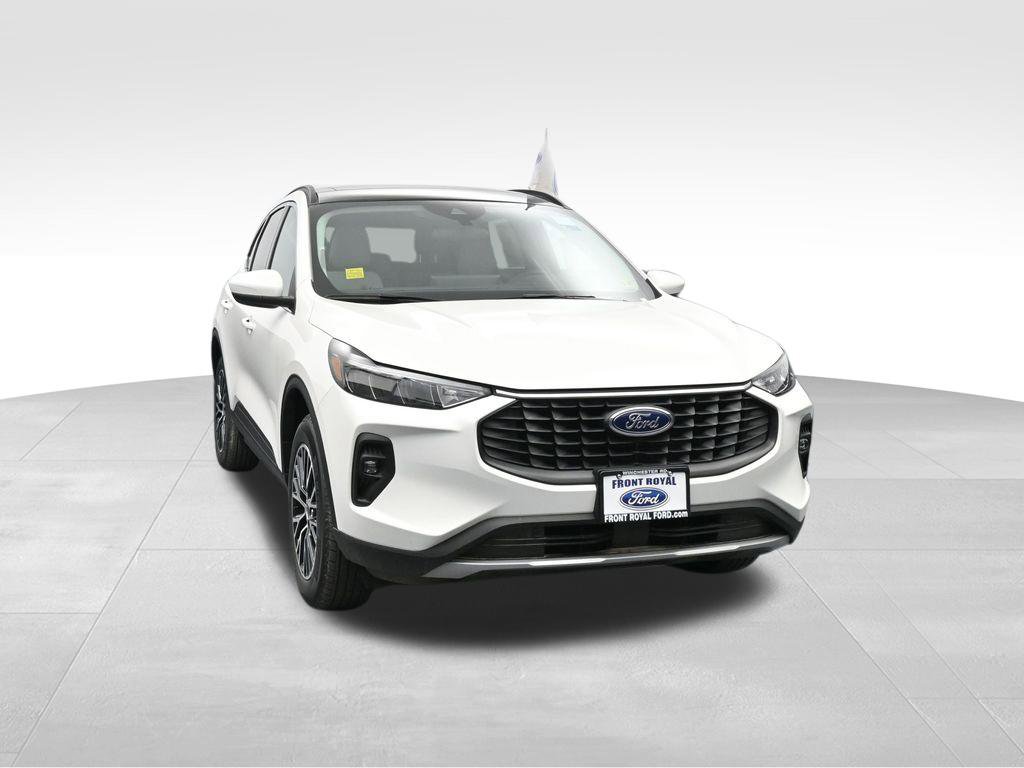 New 2025 Ford Escape SE image 2