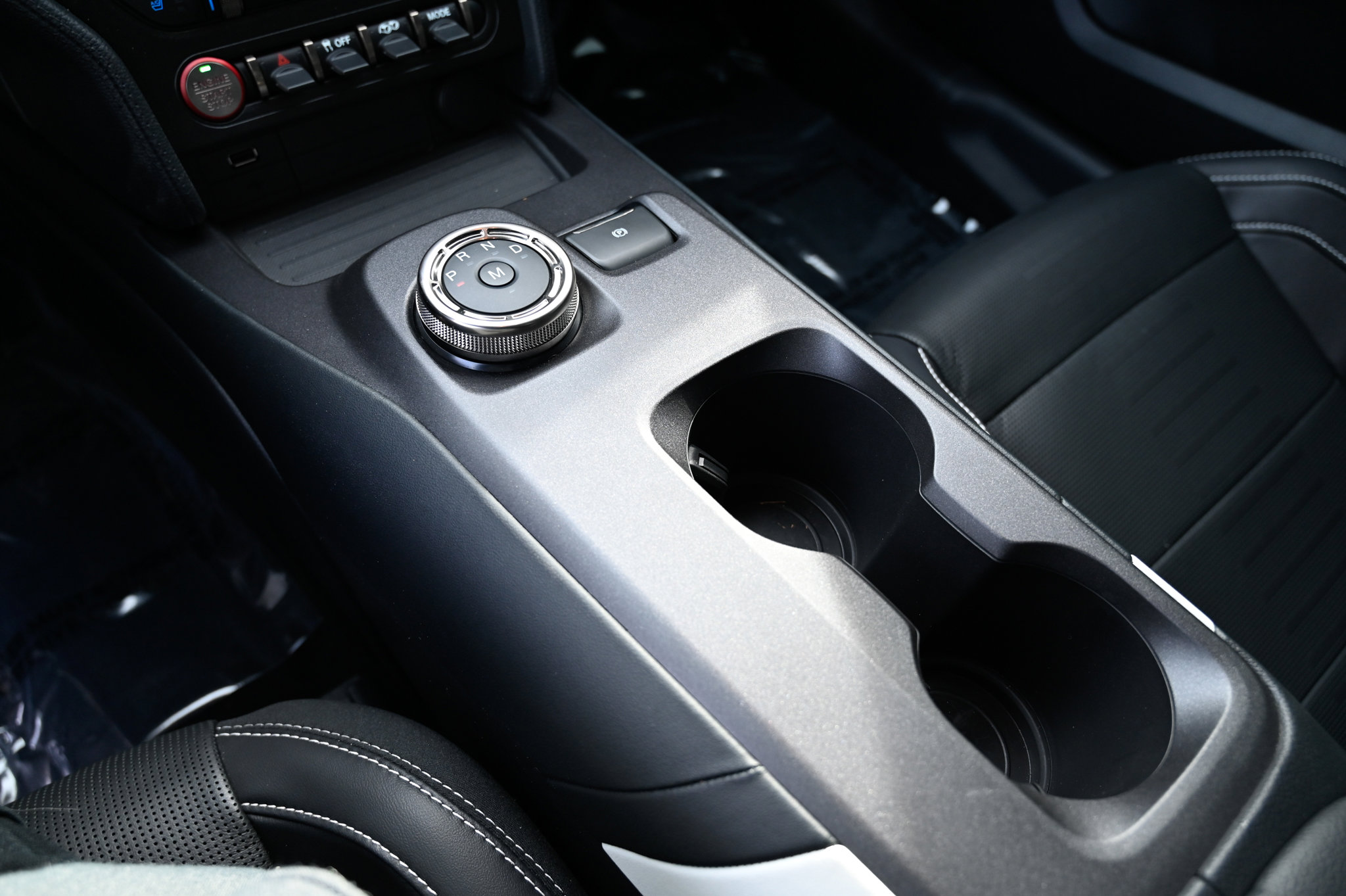 Used 2021 Ford Mustang Shelby GT500 w/ Technology Package image 32