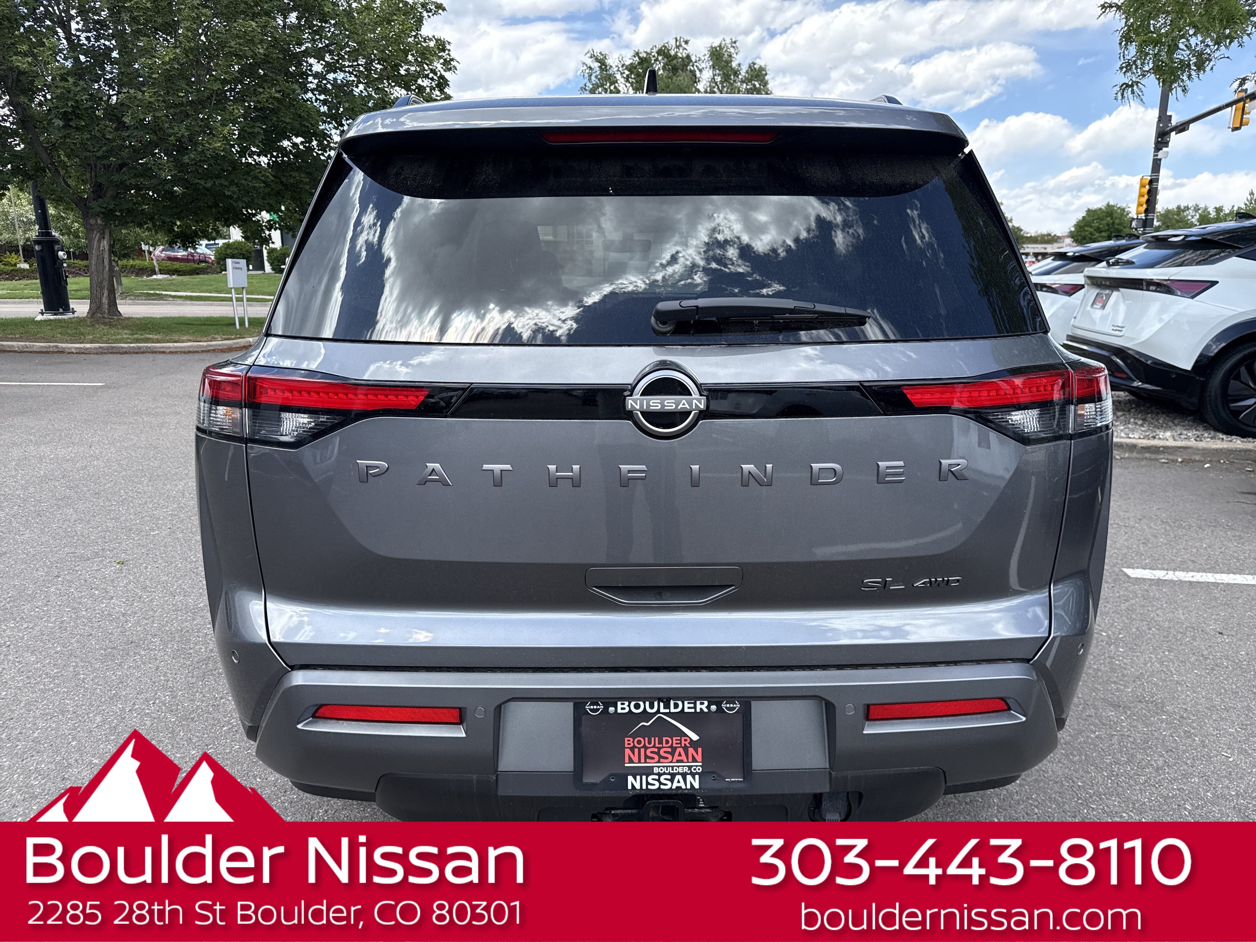 New 2026 Nissan Pathfinder SL w/ SL Premium Package AWD/4WD image 7