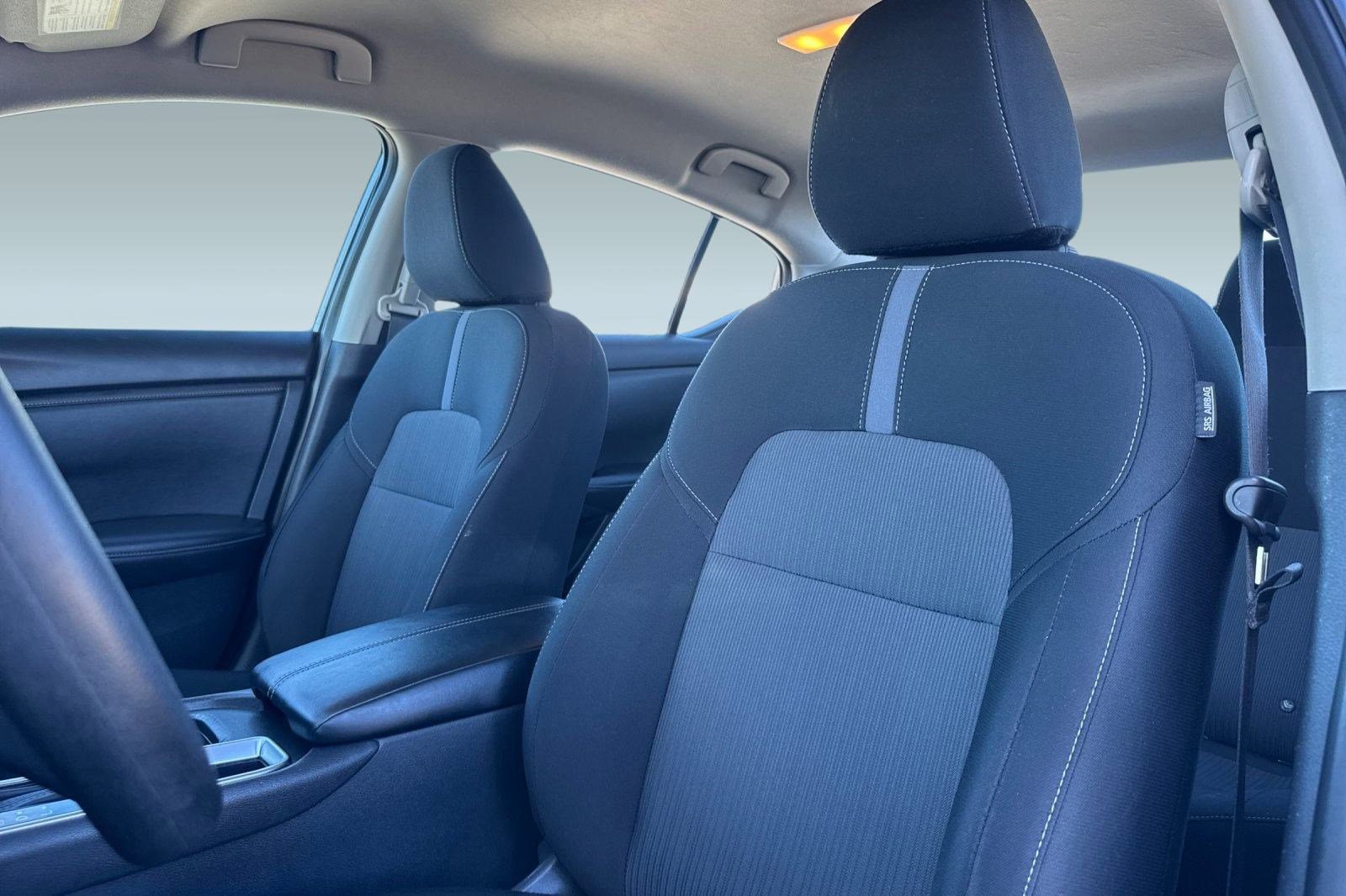 Used 2024 Nissan Sentra SV image 24