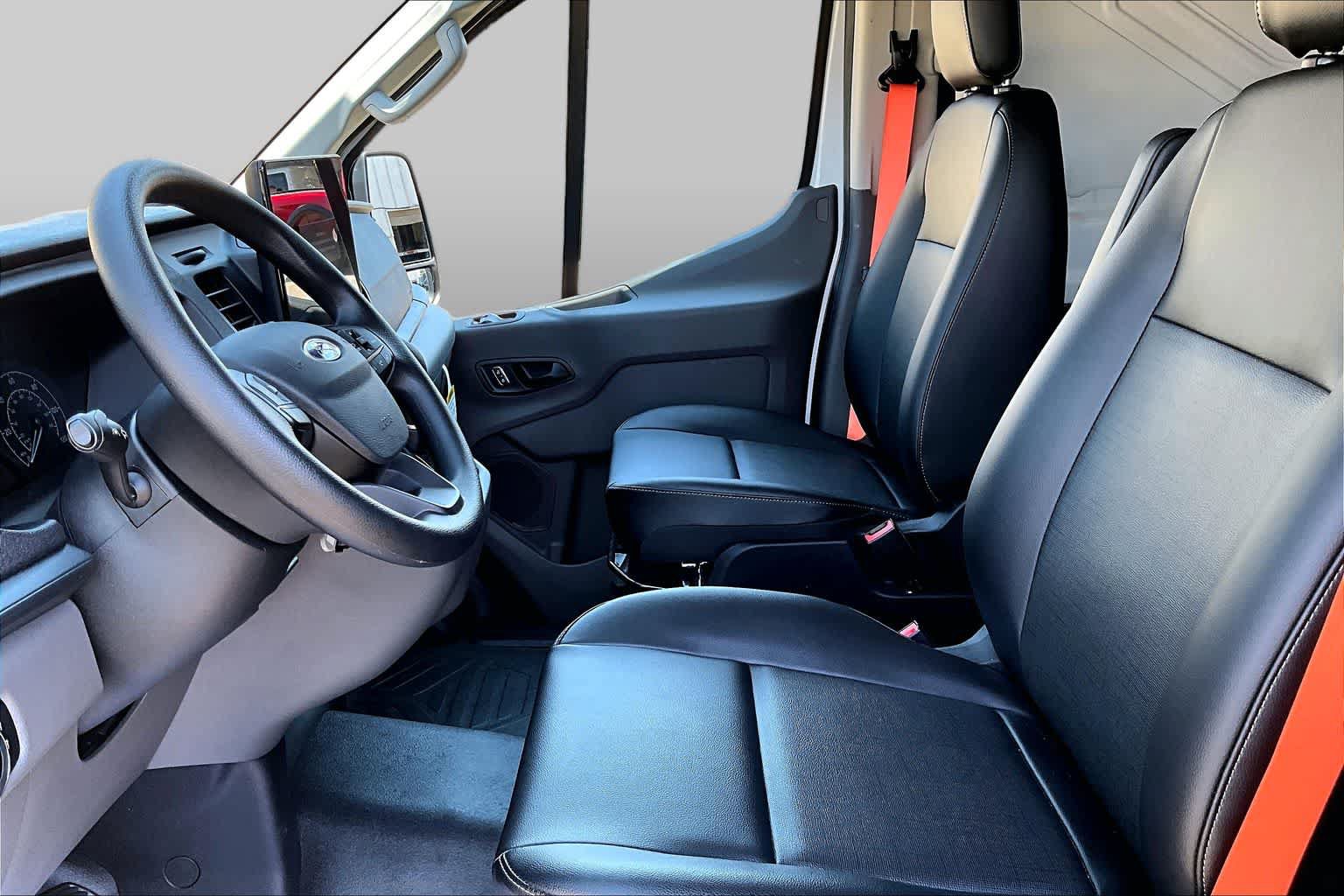 Certified 2025 Ford Transit 250 Low Roof AWD w/ Fleet Safety Package image 8